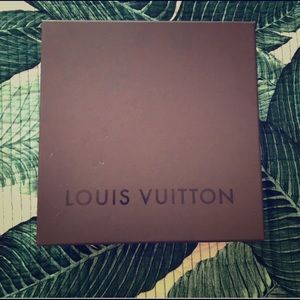 Louis Vuitton box